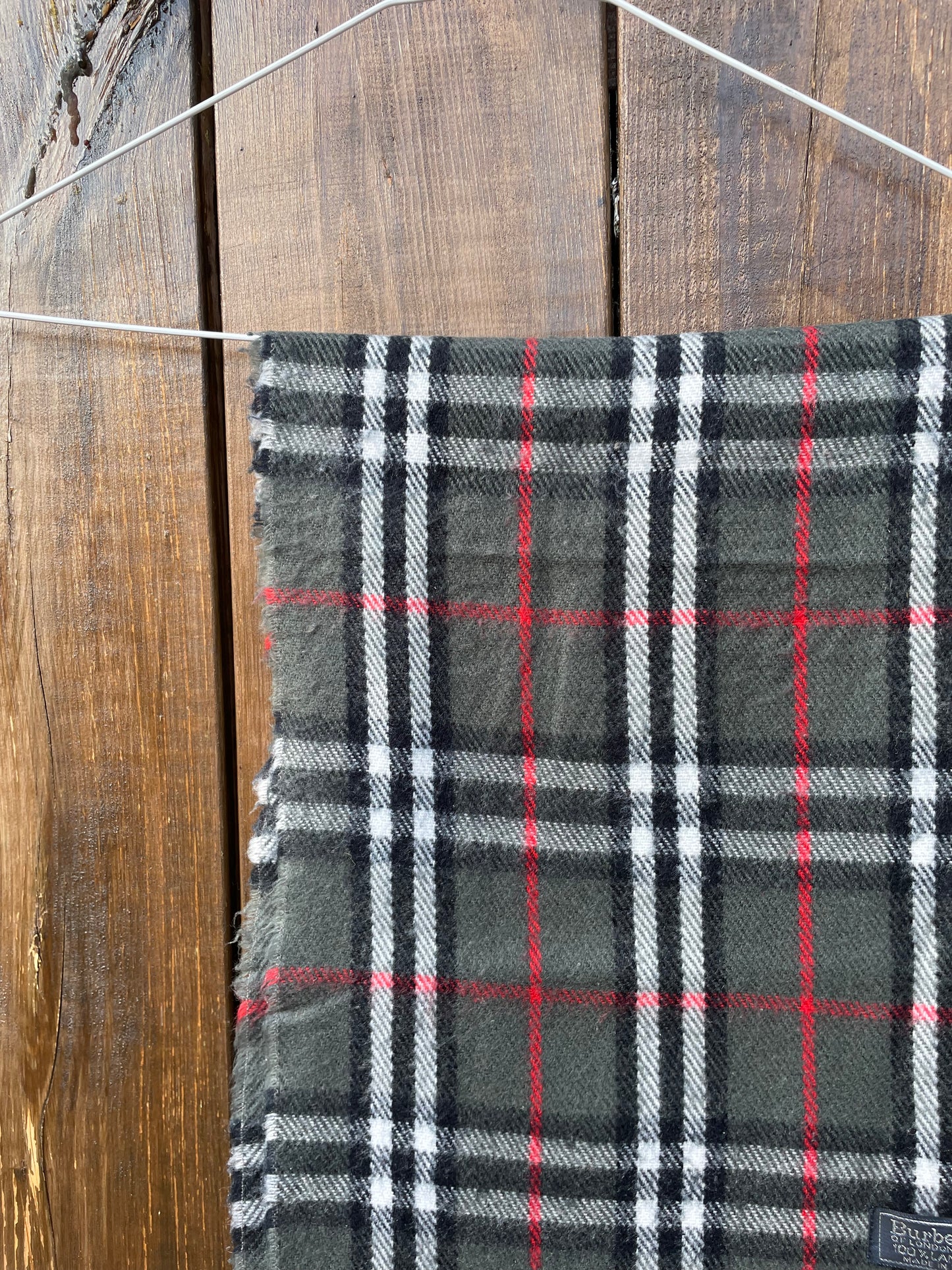 00s Burberry Nova Check lambswool Scarf