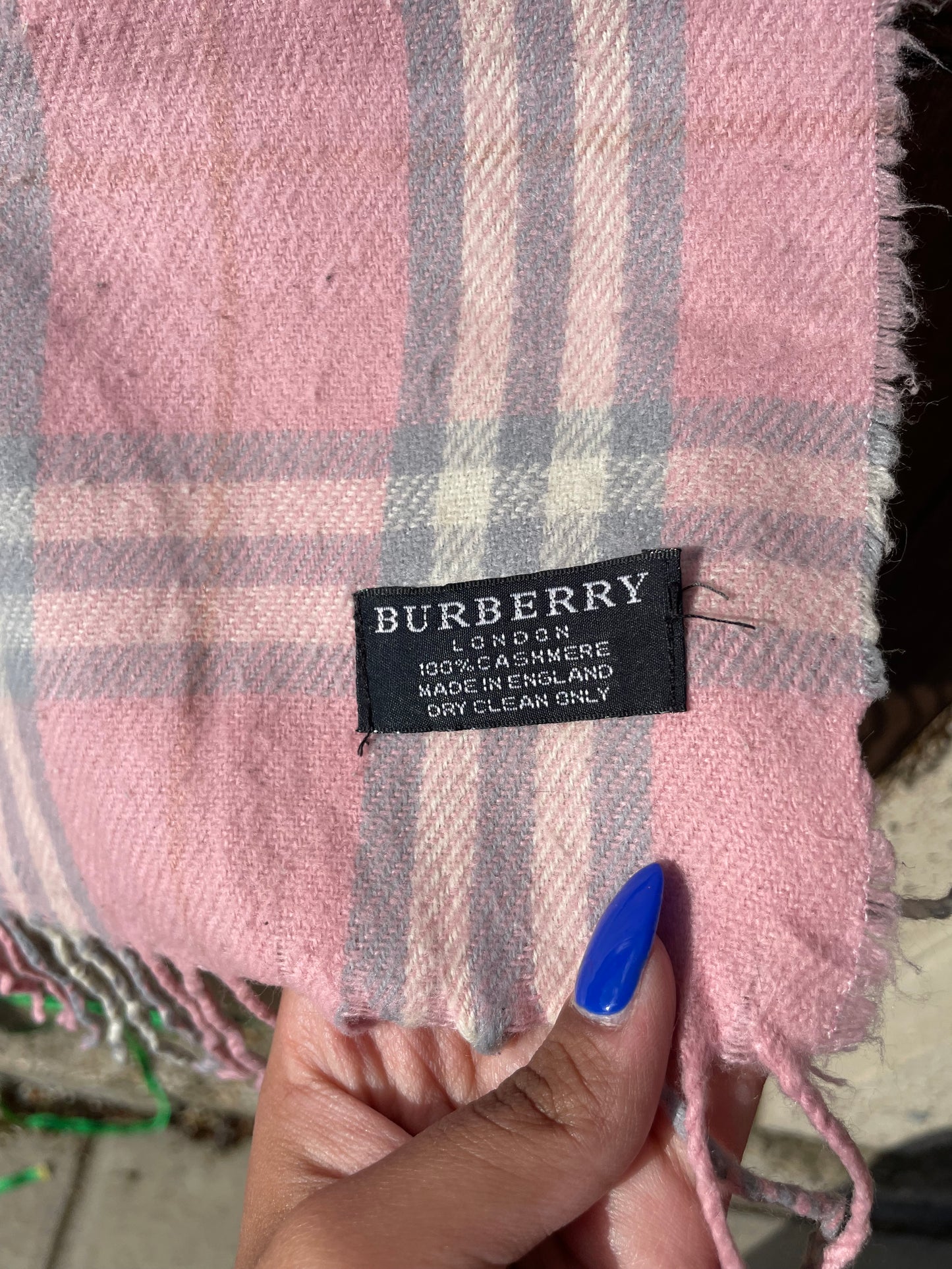 00s Burberry Nova Check Cashmere Scarf